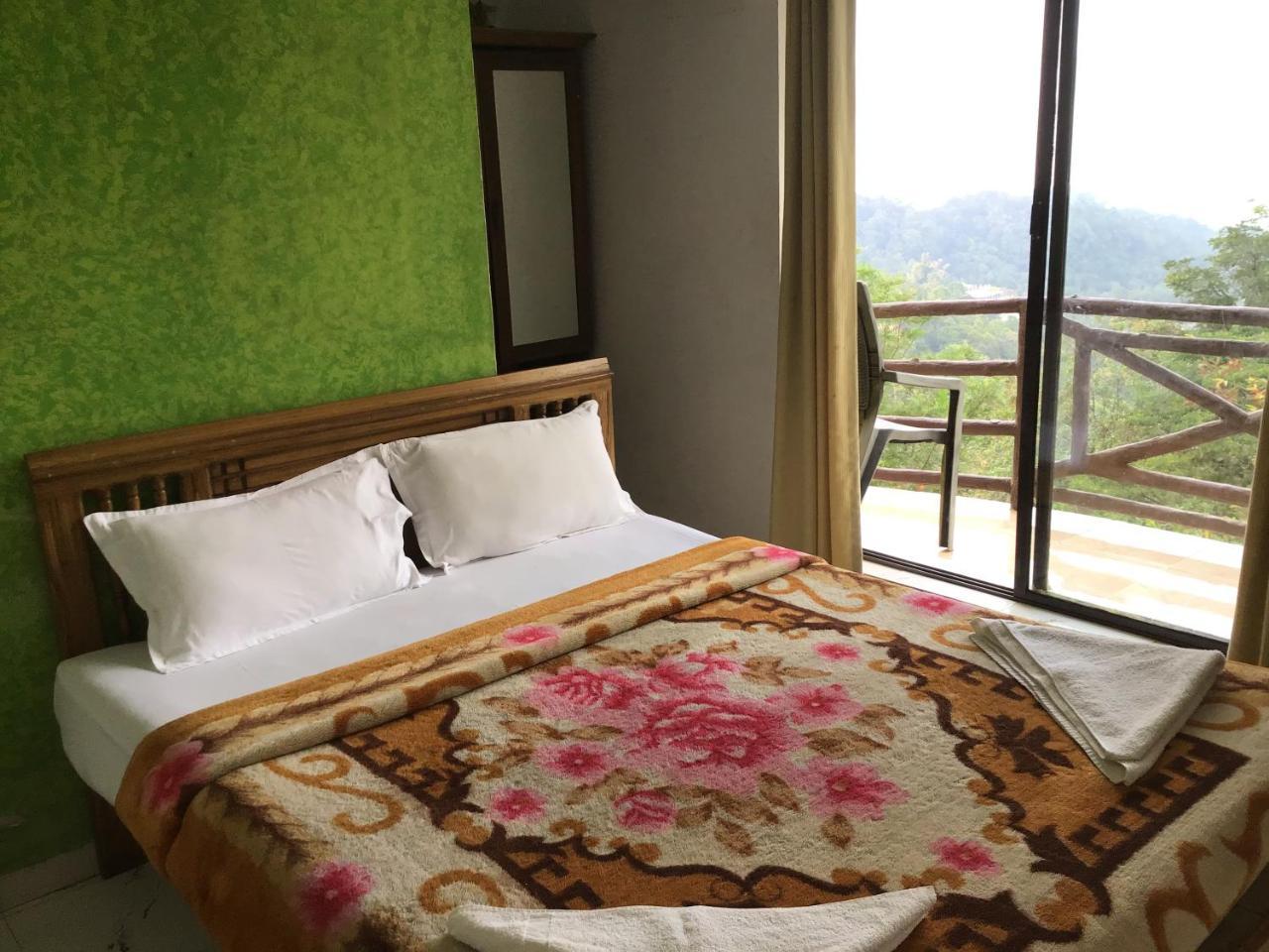 Wild Elephant Eco Friendly Resort Munnar Exterior foto